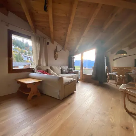 Flims Chalet 아파트