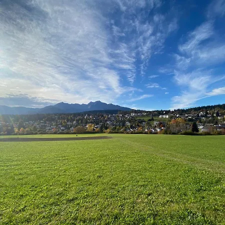 Flims Chalet 아파트